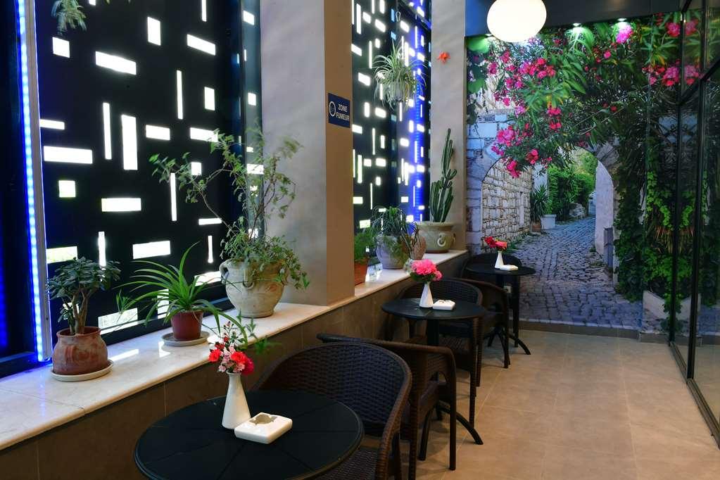 Tulip Inn Naya Algiers Restaurant foto